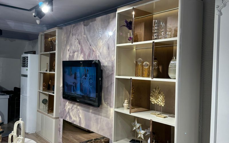 AURA TV ÜNİTESİ