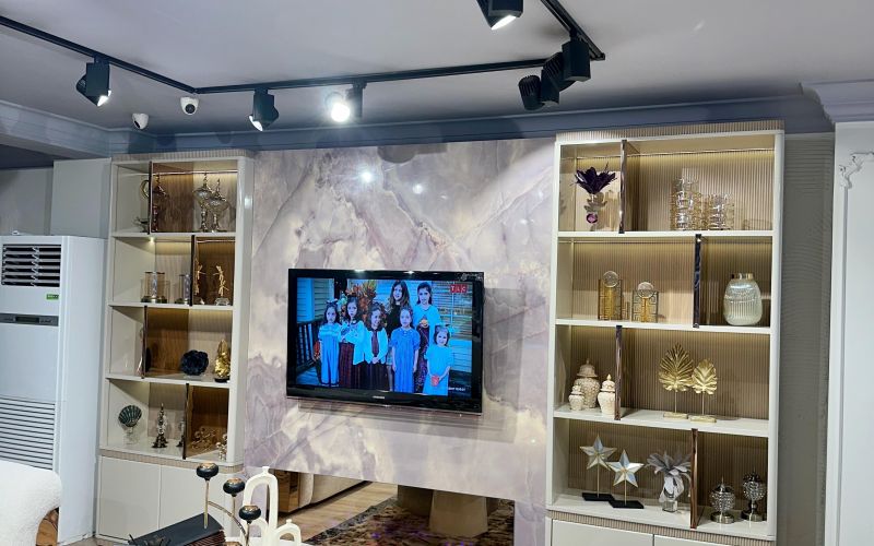 AURA TV ÜNİTESİ