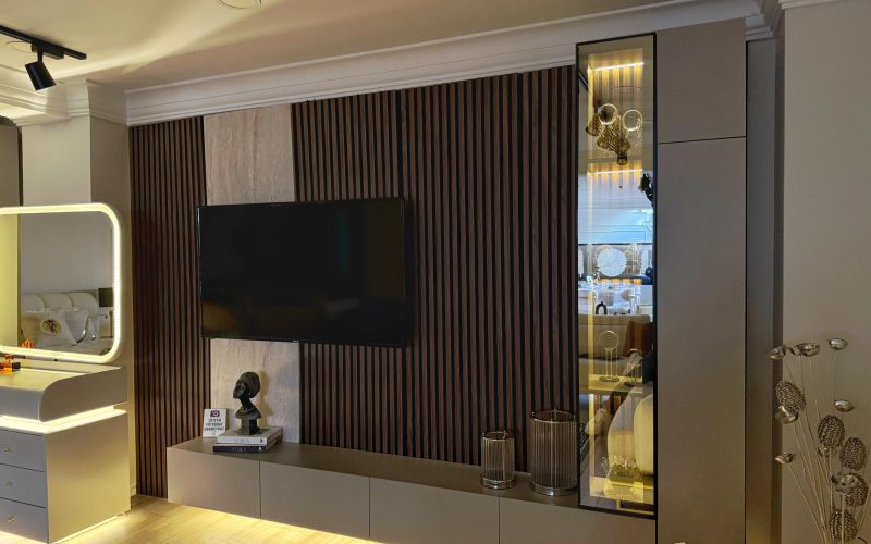 PARİS TV ÜNİTESİ