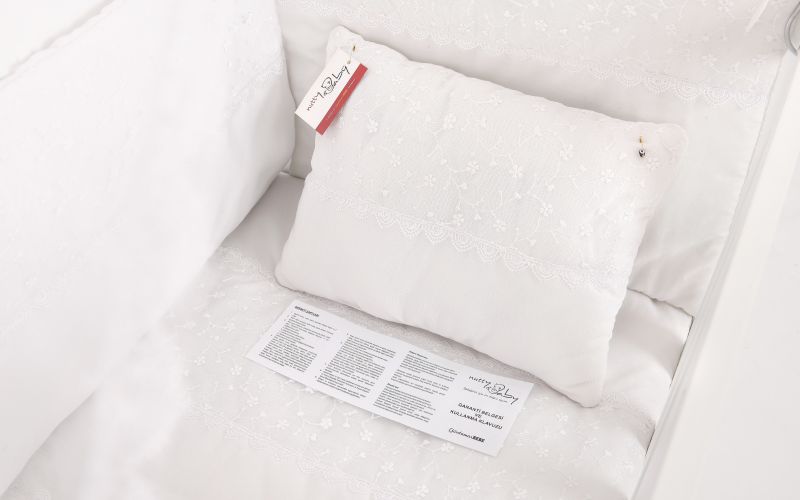 Mars Anne Yanı Beşik